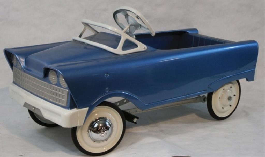 Appraisal: VINTAGE CHILD'S PEDAL CAR CA S S WITHcomplete restoration and