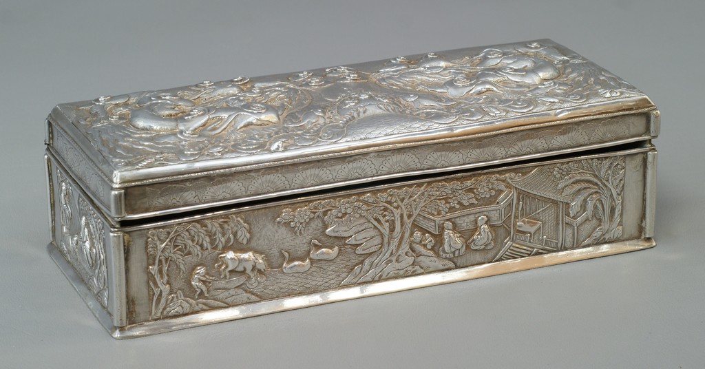 Appraisal: Chinese Export silver repousse box with hinged lid lid with