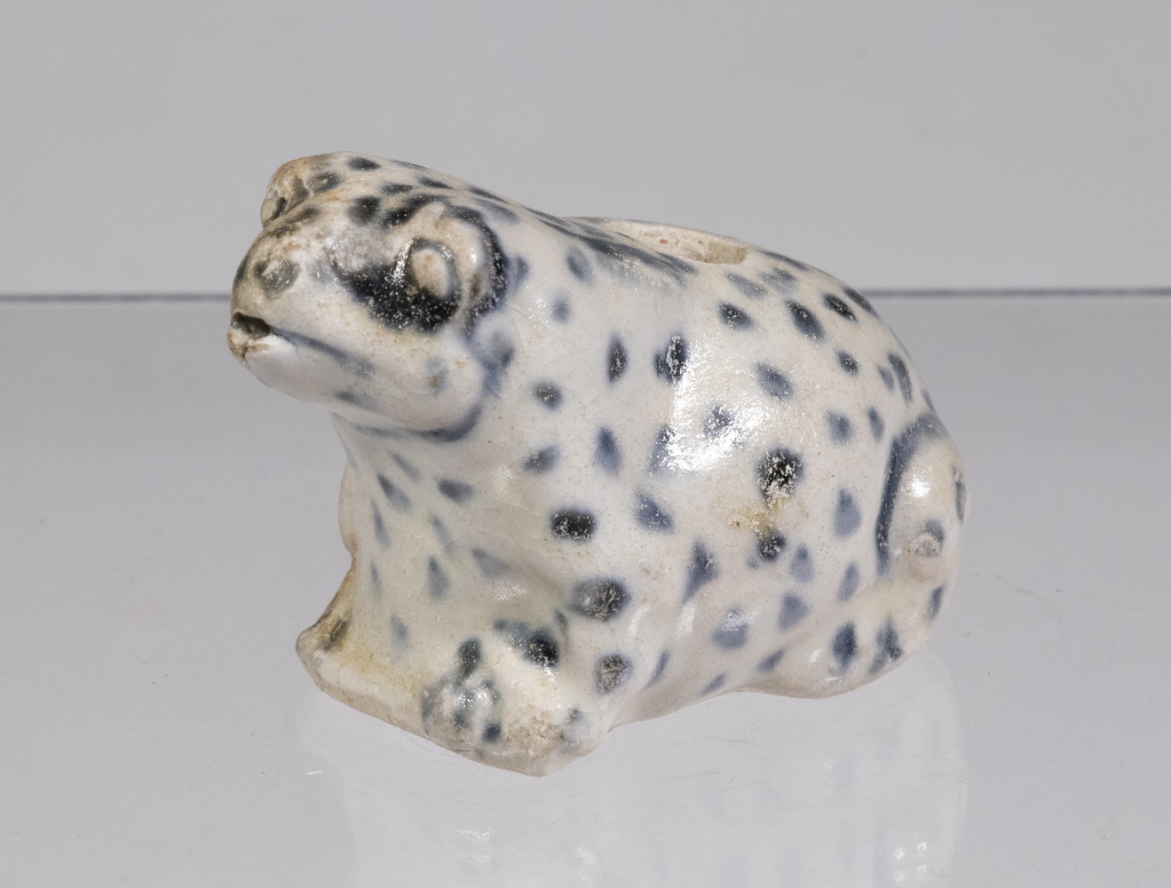 Appraisal: TH C VIETNAMESE FROG FORM WATER DROPPER Blue and White