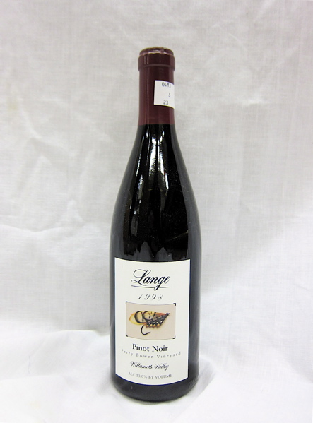 Appraisal: TWENTY-THREE BOTTLES VINTAGE OREGON LANGE ESTATE WINERY WILLAMETTE VALLEY PINOT