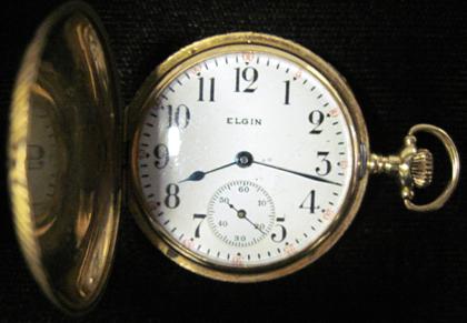 Appraisal: Lady's karat yellow gold hunting case pocket watch Elgin st