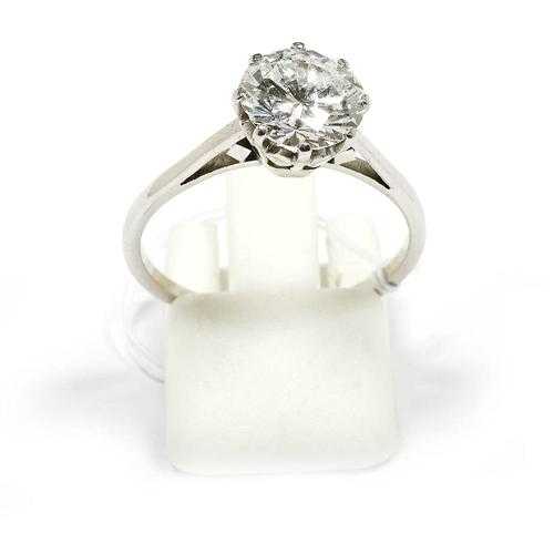 Appraisal: BRILLIANT-CUT DIAMOND RING ca Palladium Classic solitaire model the top