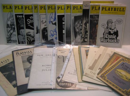 Appraisal: PROGRAMS Collection of performance programs and souvenir booklets Signed or