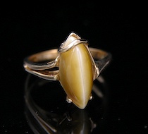 Appraisal: Ladies' Gold Tiger's Eye Ring A k yellow gold ring