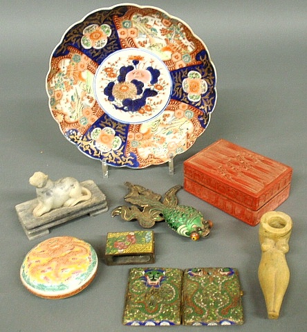 Appraisal: - Misc group of Asian tableware and accessories- Imari plate