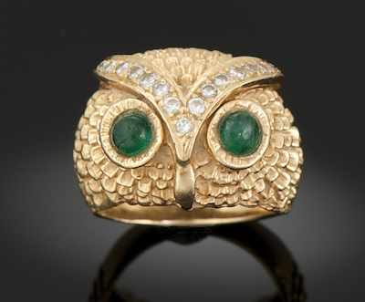 Appraisal: A Ladies' Owl Design Ring k yellow gold ring with