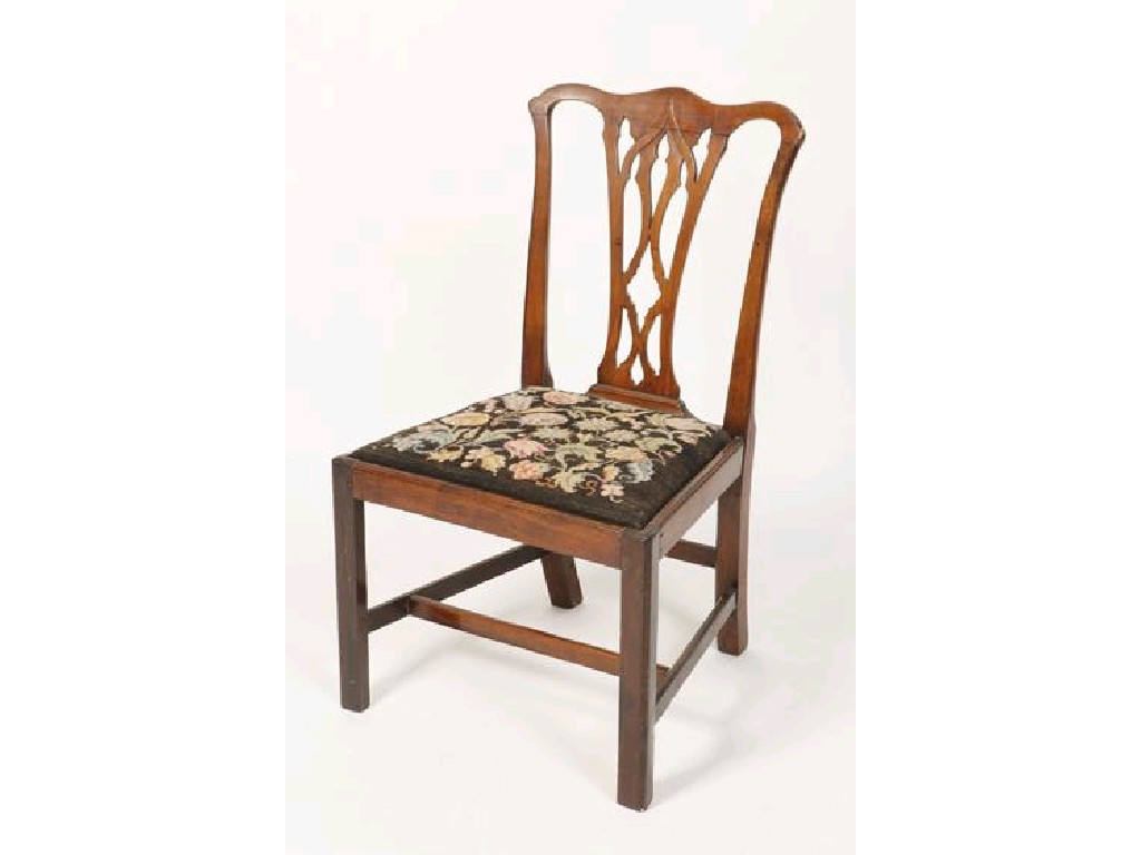 Appraisal: A GEORGE III MAHOGANY DINING CHAIR of Chippendale design with