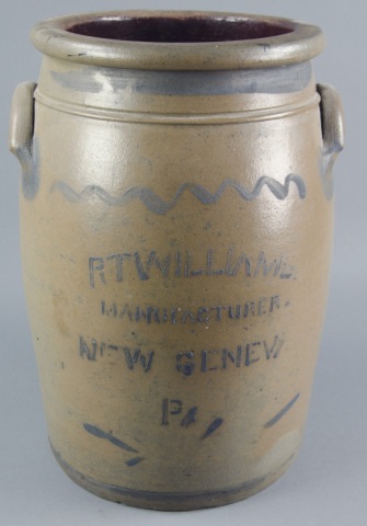 Appraisal: R T William Stoneware CrockHaving cobalt stenciled mark below hand-applied