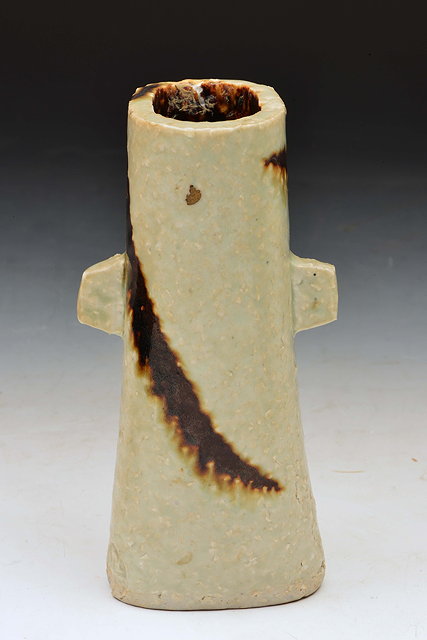 Appraisal: Janet Leach British - at Leach PotteryVase white squashed cylindrical