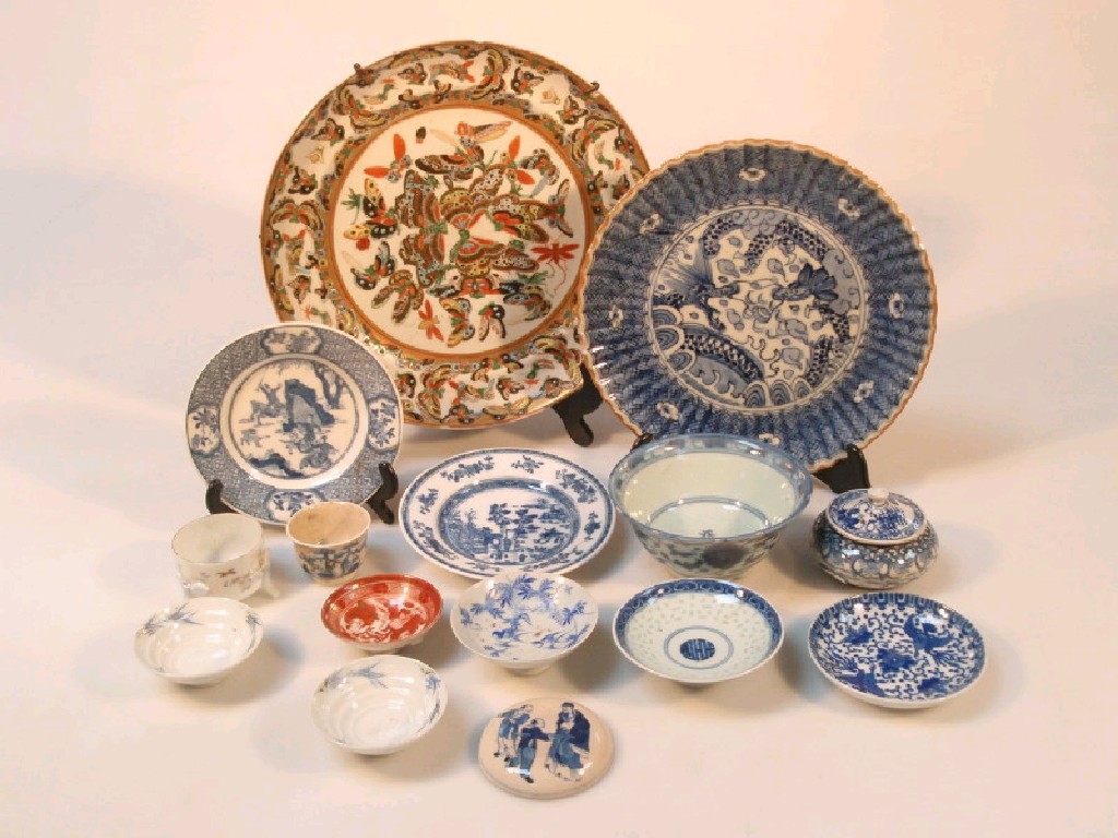 Appraisal: A collective lot of Oriental porcelain including an thC blue