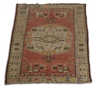 Appraisal: Hand knotted Persian wool rug x Semi antique hand knotted