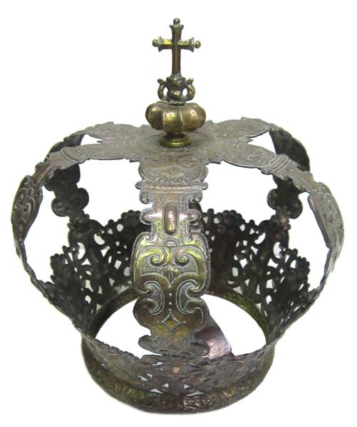 Appraisal: A LARGE BRASS ROYAL CROWN ORNAMENT A LARGE BRASS ROYAL