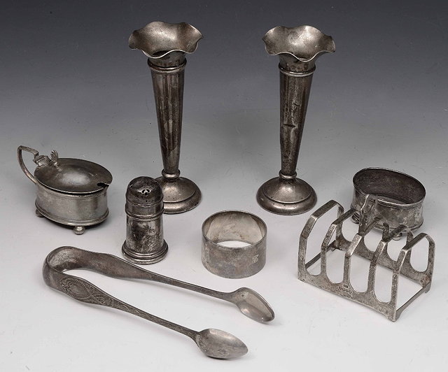 Appraisal: A small collection of silver waresincluding a pair of rose