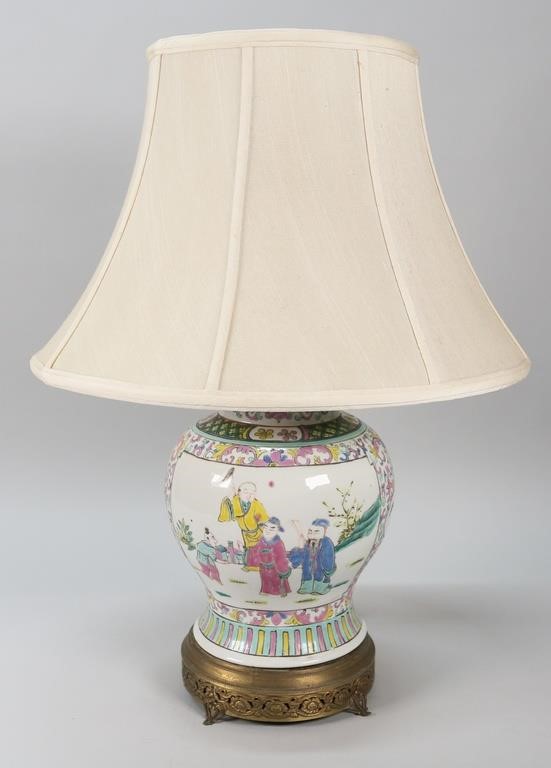 Appraisal: Chinese ginger jar table lamp on brass base th early