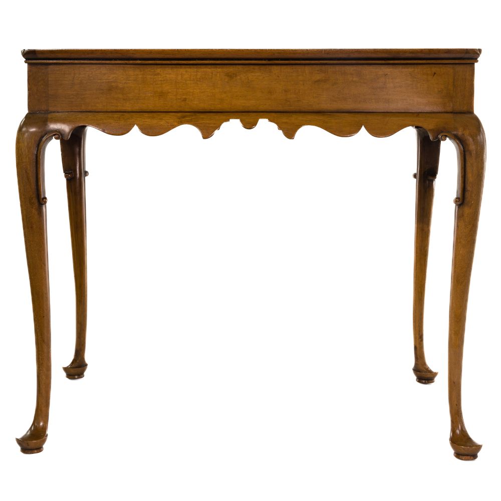 Appraisal: KITTINGER MAHOGANY COLONIAL WILLIAMSBURG TEA TABLEScalloped edges and pull-out cup