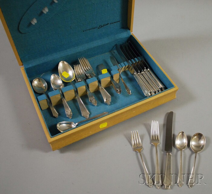 Appraisal: Thirty-eight Piece International Sterling Silver Wingfield Pattern Partial Flatware Service