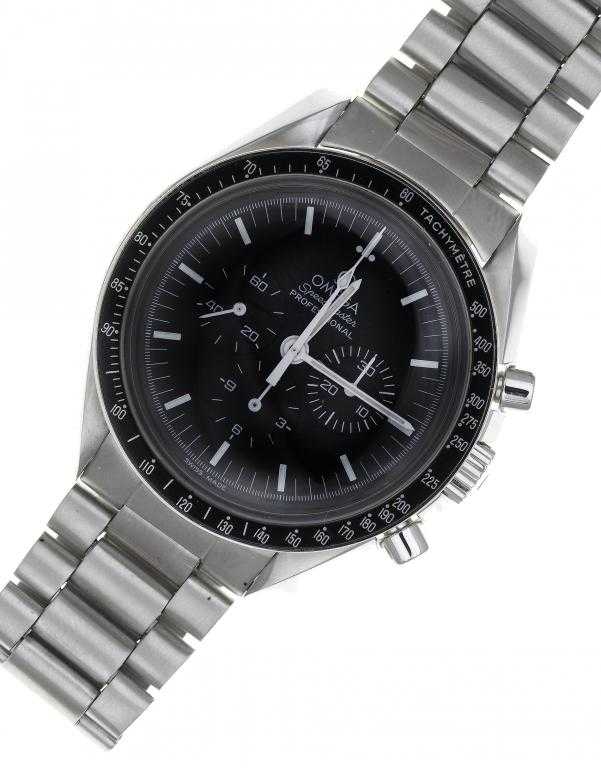 Appraisal: AN OMEGA STAINLESS STEEL SPEEDMASTER PROFESSIONAL CHRONOGRAPH WRISTWATCH the black