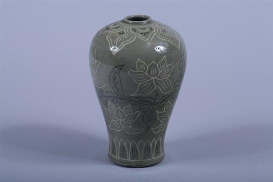 Appraisal: KOREAN CELADON PORCELAIN OVOID VASE th century - in high