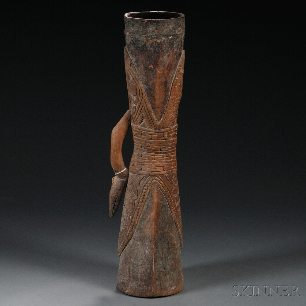 Appraisal: Sepik River Kundu Drum with lizard handle traces of pigment