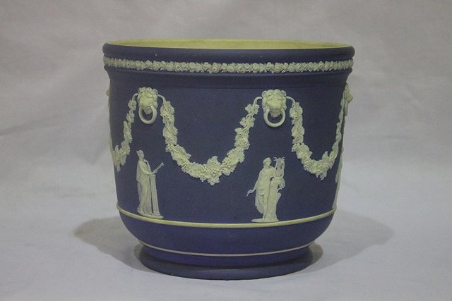 Appraisal: A LARGE JASPERWARE JARDINIERE the exterior with swags of flowers