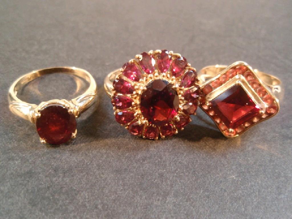 Appraisal: Three stone set ct gold dress rings maker GTV