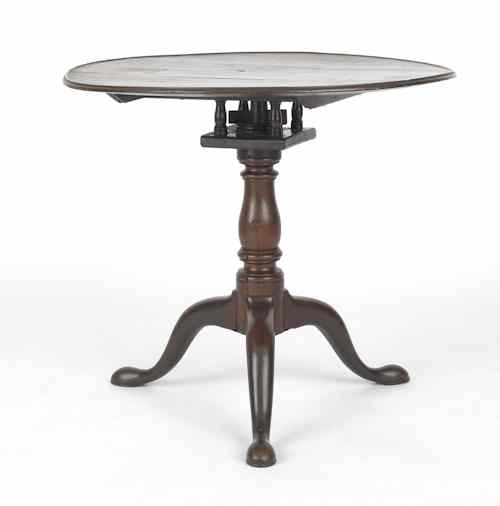 Appraisal: Queen Anne walnut tea table possibly Virginia ca with a