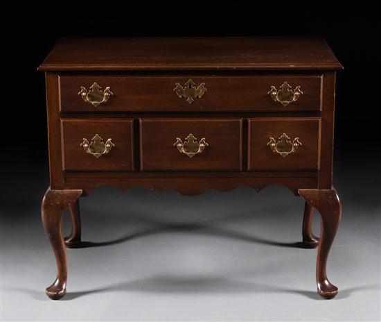 Appraisal: Queen Anne style mahogany lowboy Fallon Hellen th century in