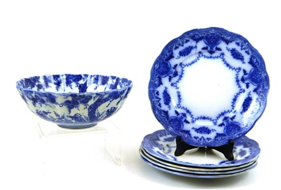 Appraisal: Blue and white ceramics including th C Dutch flow blue