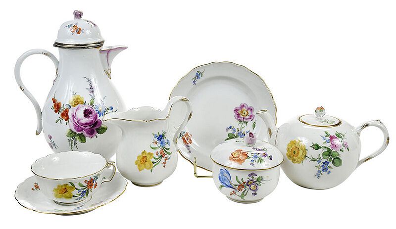 Appraisal: Piece Meissen Porcelain Coffee and Tea Set German late th