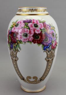 Appraisal: Early th C German Lorenz Hutschenreuther Vase with stylized flowers