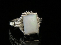 Appraisal: An Opal Ladies' Ring An opal ladies' ring with a