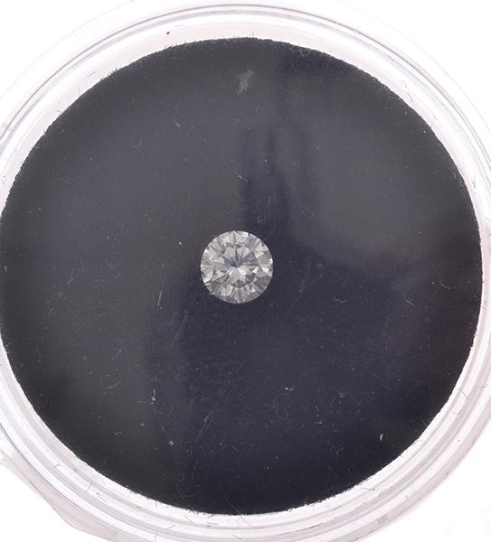 Appraisal: A LOOSE ROUND BRILLIANT CUT DIAMOND WEIGHING APPROXIMATELY CTS A