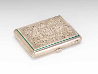 Appraisal: A Russian Silver Engraved Cigarette Case Dated after standard mark