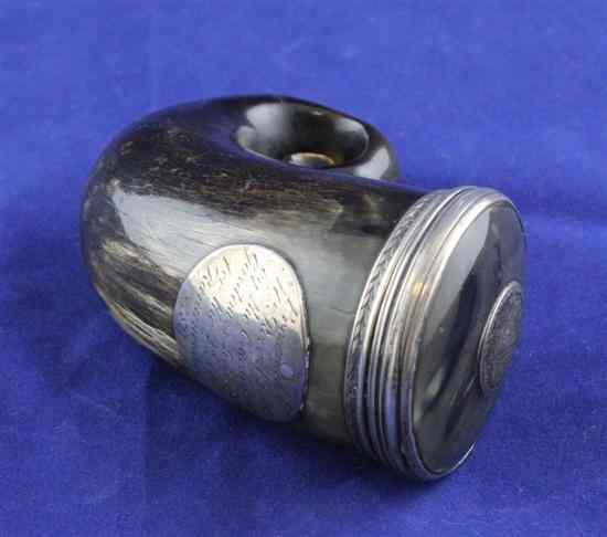 Appraisal: An early th century silver mounted horn snuff mull with