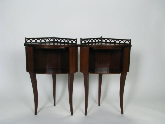 Appraisal: Pair of Mahogany Corner Stands '' high pull out tea