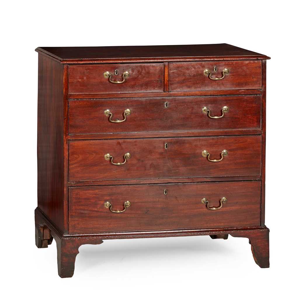 Appraisal: GEORGE III MAHOGANY CHEST OF DRAWERS TH CENTURY the top