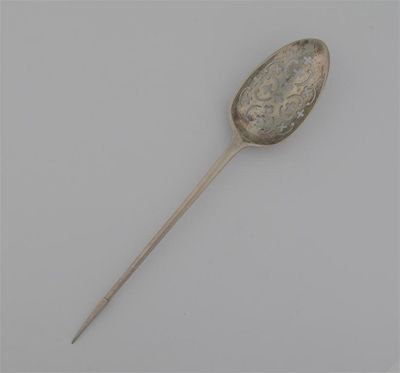 Appraisal: A George III mote spoon with a dessert size bowl