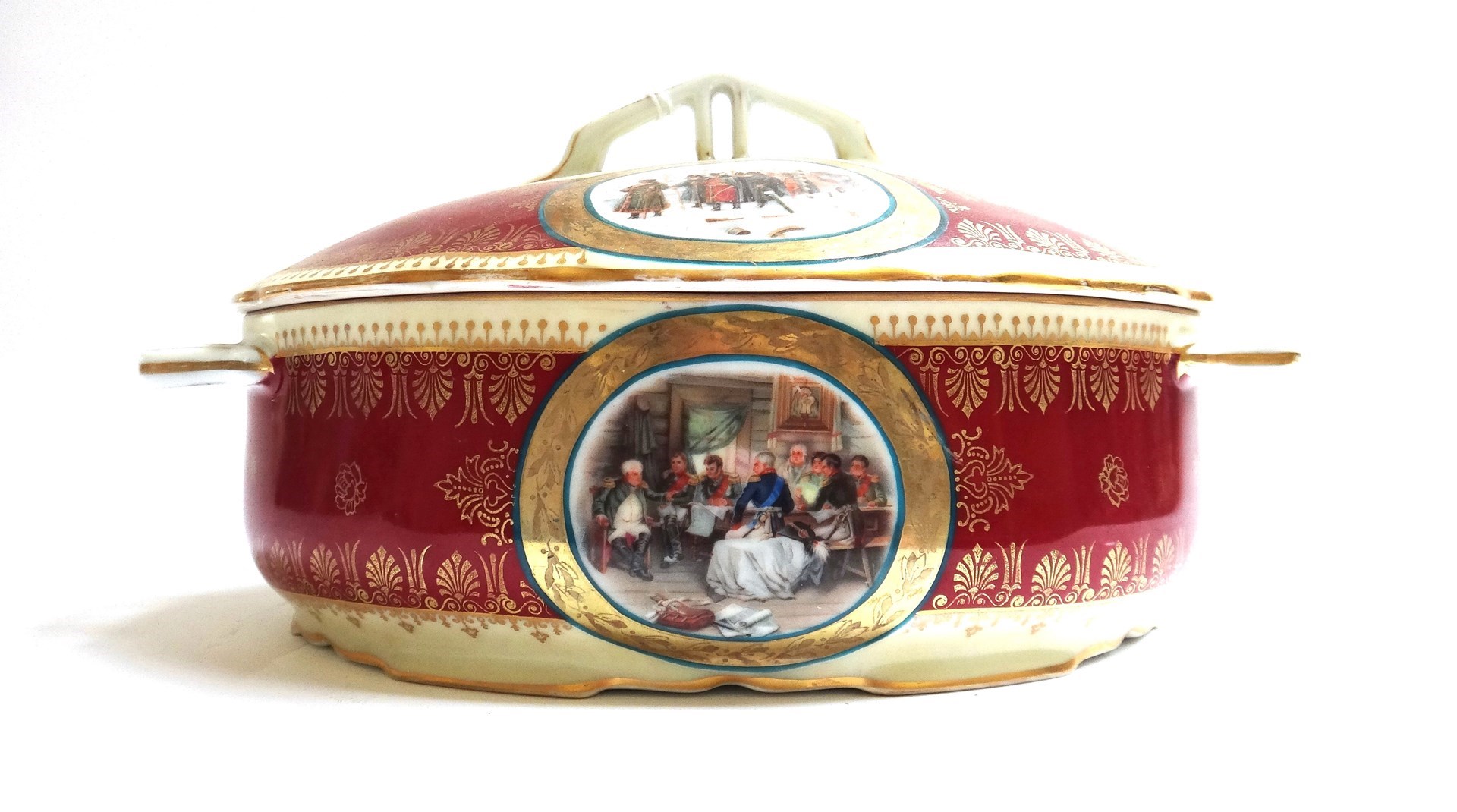 Appraisal: A Russian porcelain two handled tureen and cover by The