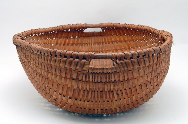 Appraisal: Very large splint gathering basket th century bentwood top frame