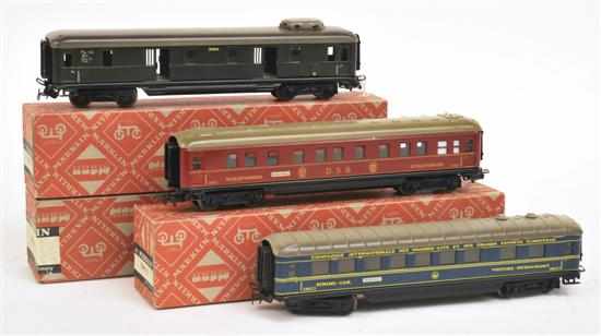 Appraisal: THREE M RKLIN WAGONS J dining car blue yellow text