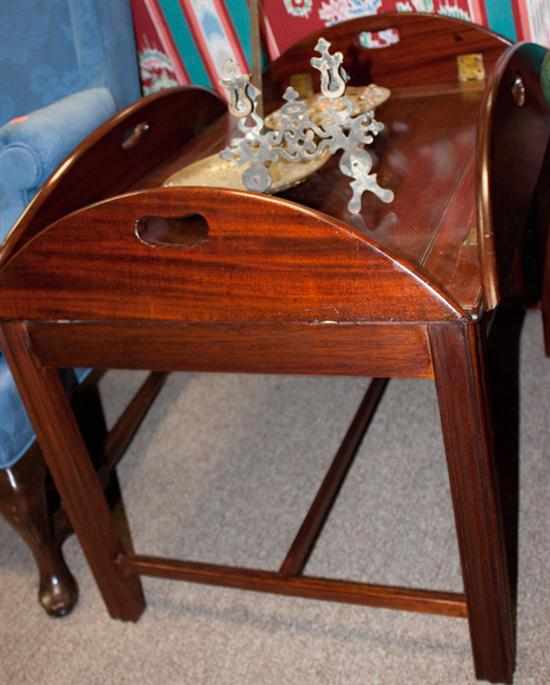 Appraisal: Victorian mahogany butler's tray table Estimate - No condition report