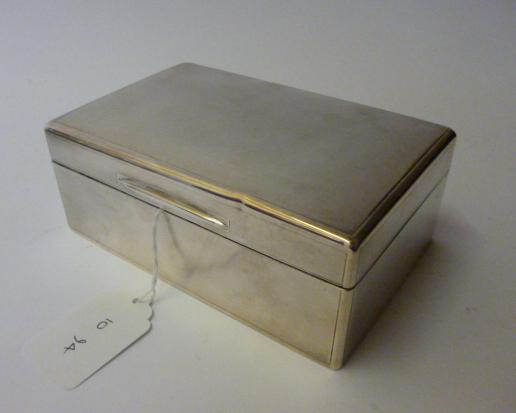 Appraisal: A CIGARETTE BOX maker C R Culverwell London retailed by