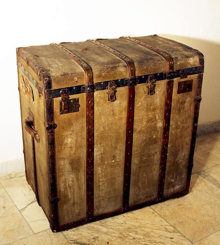 Appraisal: Vienna travel suitcase A Vienna travel suitcase by Josef Heimler