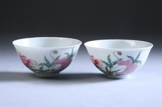 Appraisal: PAIR CHINESE FAMILLE ROSE PORCELAIN BOWLS Guangxu six-character iron red