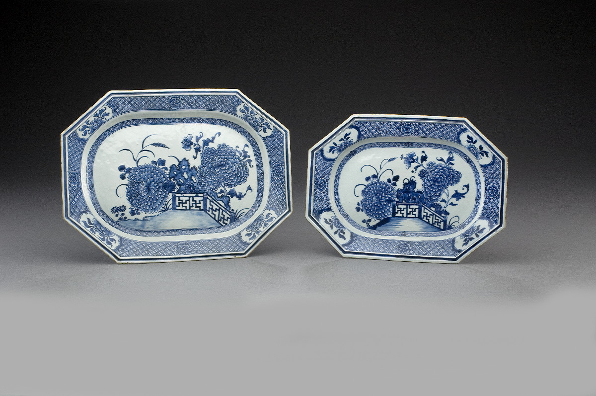 Appraisal: TWO CHINESE EXPORT PORCELAIN BLUE AND WHITE RECTANGULAR PLATTERS CIRCA