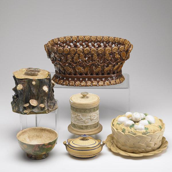 Appraisal: POTTERY ITEMS Six pieces includes basketweave Rockingham basket trunk-shaped covered