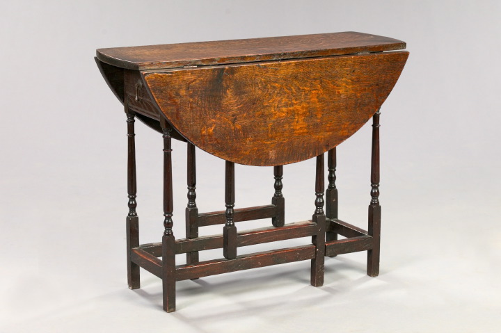 Appraisal: George II Oak Drop-Leaf Table mid- th century the top