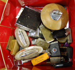 Appraisal: A collection of cigarette lighters