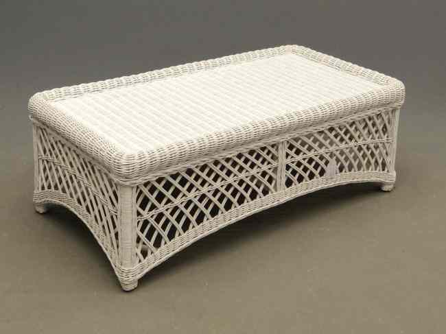 Appraisal: Wicker coffee table in white paint '' W ' Length