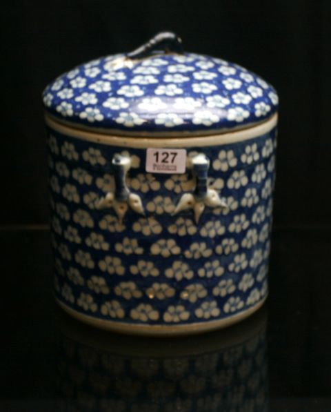 Appraisal: A Chinese blue and white storage jar and cover th